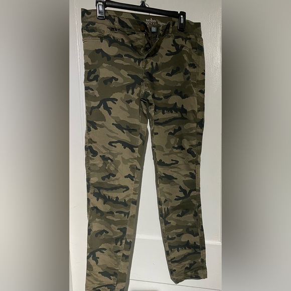 New York & Company Pants - Final sale! *New York and Company - SOHO jeans/leggings